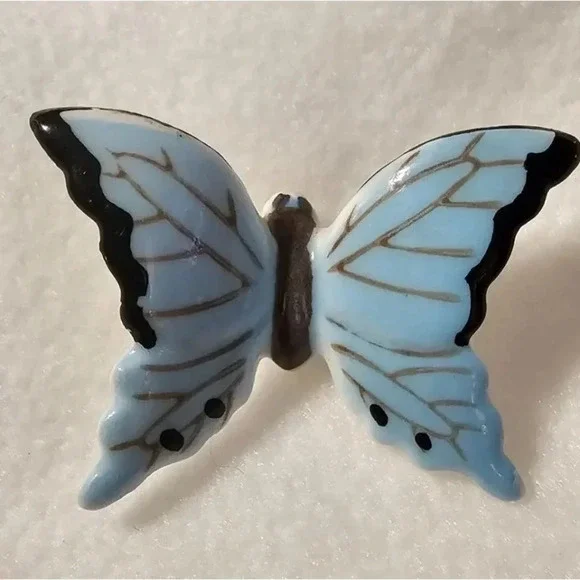 Vintage Hand Painted Japan Porcelain Butterfly Pins Pink, Lavender Pin Picks - Picture 4 of 10